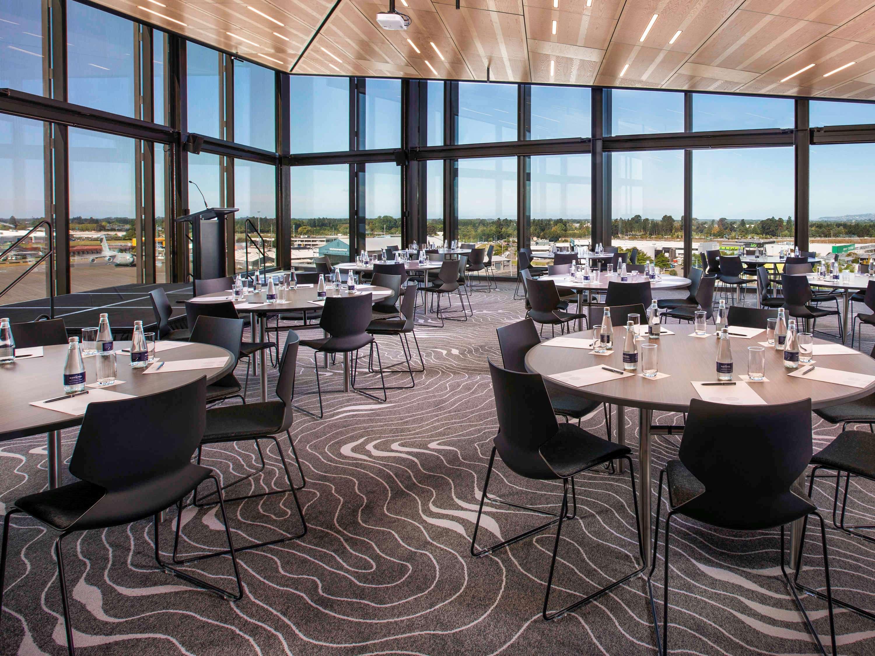 Novotel Christchurch Airport Exterior photo