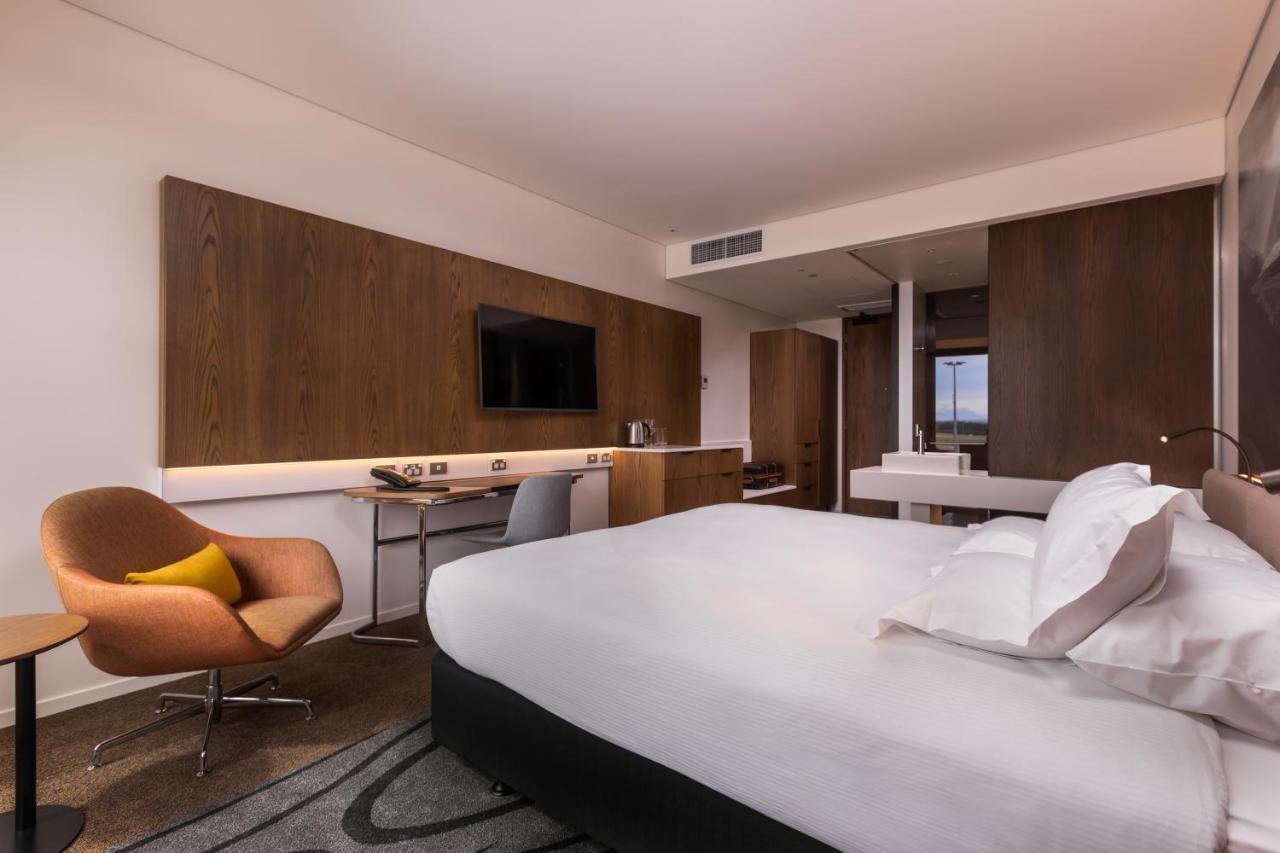 Novotel Christchurch Airport Exterior photo