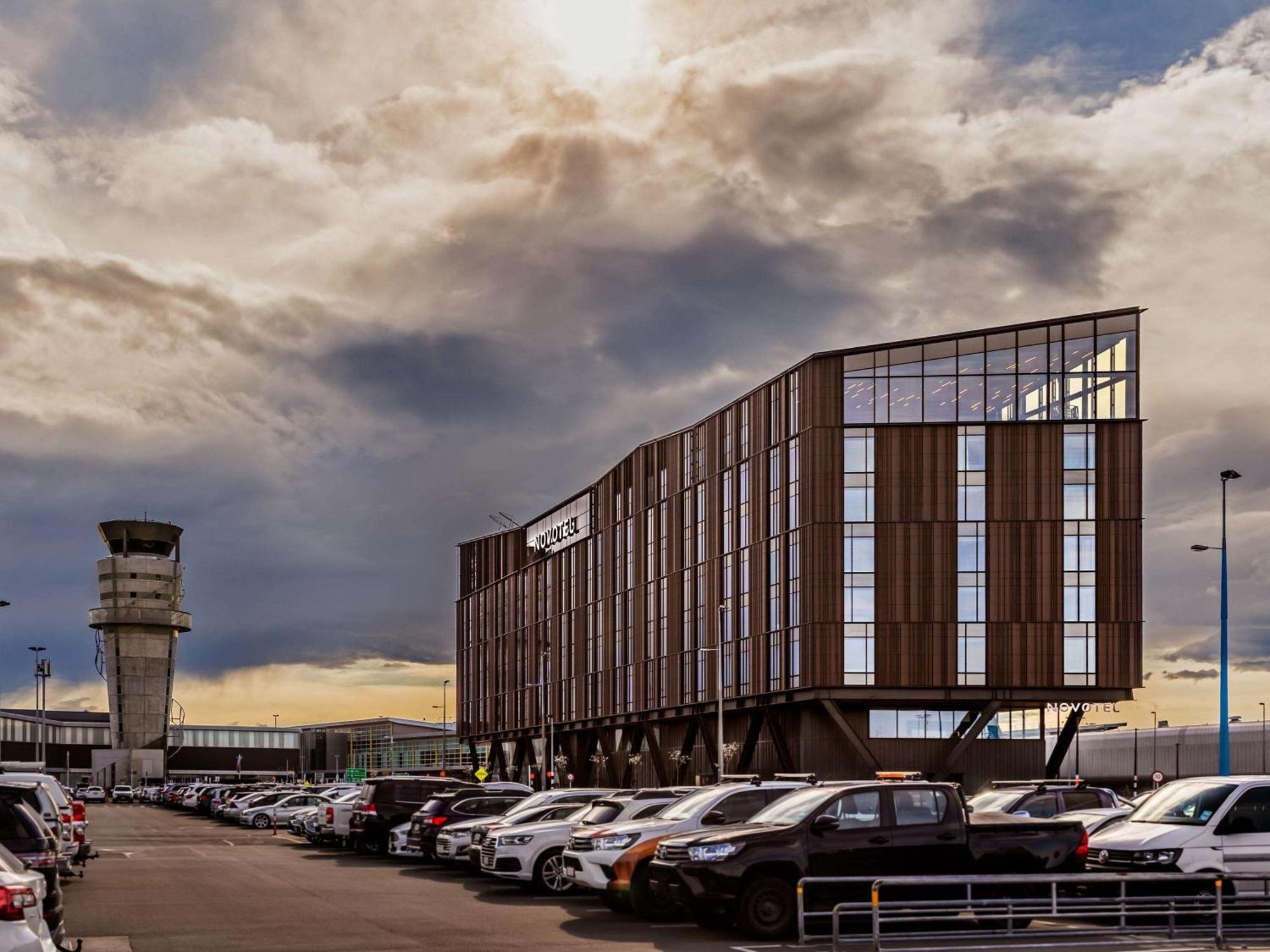 Novotel Christchurch Airport Exterior photo