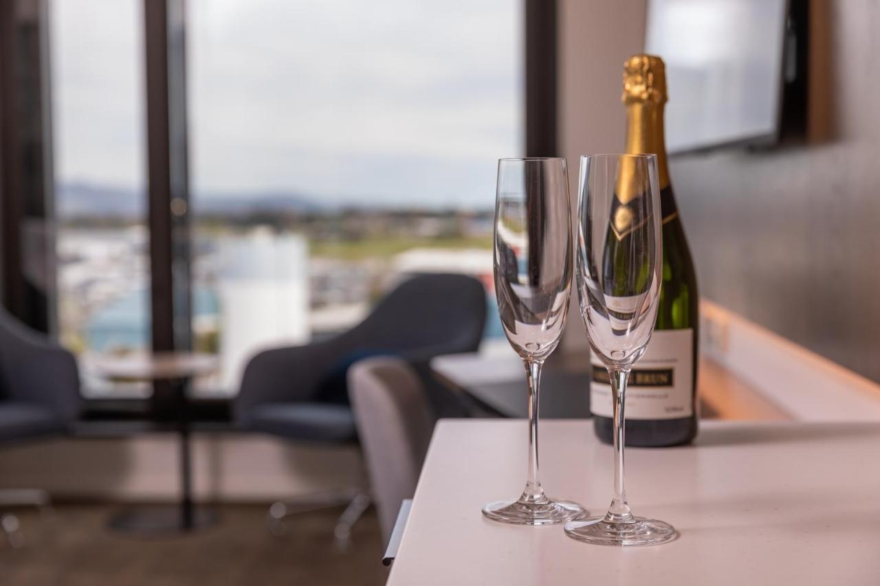 Novotel Christchurch Airport Exterior photo