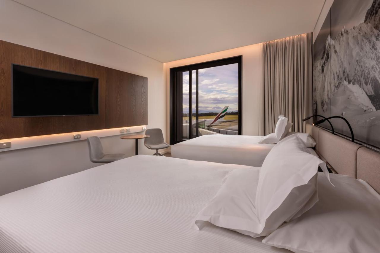Novotel Christchurch Airport Exterior photo